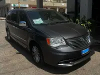 Usata Lancia Voyager Platinum 177 CV (130 kW) 2015 Marrone Monovolume