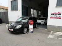 Usata Lancia Ypsilon 77 CV (56 kW) 2010 Nero Utilitaria