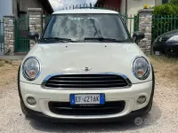 Usata Mini ONE 75 CV (55 kW) 2011 Bianco Utilitaria