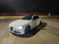 Usata Alfa Romeo Giulia 150 CV (110 kW) 2017 Bianco Berlina