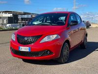 Usata Lancia Ypsilon Silver 70 CV (51 kW) 2023 Rosso Utilitaria