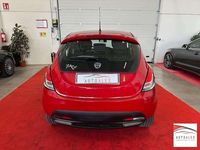 Usata Lancia Ypsilon 69 CV (50 kW) 2014 Rosso Utilitaria