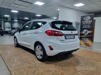 Usata Ford Fiesta 85 CV (62 kW) 2018 Bianco Berlina