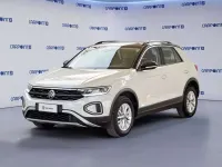 Usata VW T-Roc Life 150 CV (110 kW) 2023 Bianco SUV