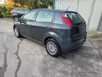 Usata Fiat Grande Punto Dynamic 75 CV (55 kW) 2009 Grigio Utilitaria