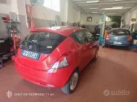 Usata Lancia Ypsilon 69 CV (50 kW) 2017 Rosso Utilitaria