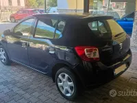 Usata Dacia Sandero Ambiance 75 CV (55 kW) 2015 Bluazzurro Berlina