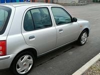 Usata Nissan Micra Visia 65 CV (47 kW) 2004 Argento Utilitaria