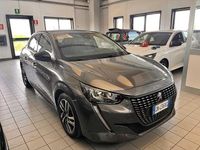 Usata Peugeot 208 Allure 101 CV (74 kW) 2023 Grigio Utilitaria