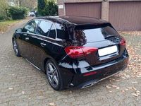 Usata Mercedes A180 AMG Line Premium 116 CV (85 kW) 2023 Nero Berlina