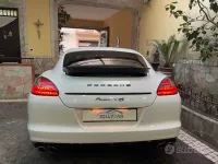 Usata Porsche Panamera 400 CV (294 kW) 2010 Bianco Utilitaria