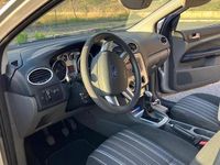Usata Ford Focus 110 CV (80 kW) 2010 Grigio Station wagon