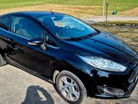 Usata Ford Fiesta 100 CV (73 kW) 2015 Nero Utilitaria