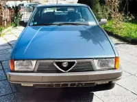 Usata Alfa Romeo 75 110 CV (80 kW) 1987 Bluazzurro Berlina