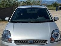 Usata Ford Fiesta 68 CV (50 kW) 2008 Grigio Utilitaria