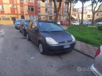 Usata Ford Fiesta 68 CV (50 kW) 2003 Blu Utilitaria