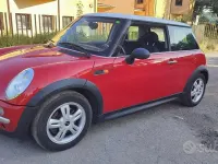 Usata Mini One D 75 CV (55 kW) 2005 Rosso Utilitaria