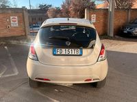 Usata Lancia Ypsilon Silver 69 CV (50 kW) 2016 Beige Utilitaria