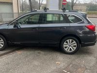 Usado Subaru Outback 150 CV (110 kW) 2015 Negro Familiar
