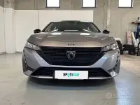 Usata Peugeot 308 Active 131 CV (96 kW) 2022 Grigio Berlina