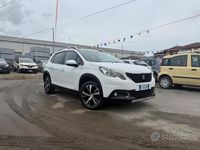 Usata Peugeot 2008 GT-line 99 CV (72 kW) 2017 Bianco SUV