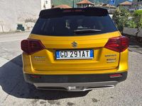 Usata Suzuki Vitara 129 CV (94 kW) 2020 Oro SUV