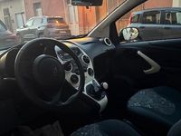 Begagnad Ford Ka Plus 69 HK (50 kW) 2011 Lila Halvkombi