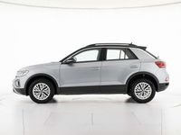 Usata VW T-Roc Life 150 CV (110 kW) 2024 Argento SUV