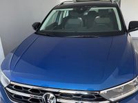 Usata VW T-Roc R-line 116 CV (85 kW) 2023 Blu SUV