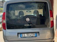 Usata Fiat Doblò Dynamic 105 CV (77 kW) 2010 Grigio Monovolume