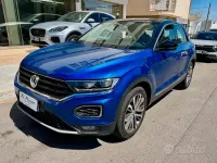 Usata VW T-Roc Advance 150 CV (110 kW) 2019 Blu SUV
