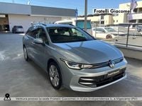 Usata VW Golf VIII Life 116 CV (85 kW) 2025 Dolomite silver metallizzato Station wagon