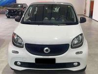 Usata Smart ForFour Passion 71 CV (52 kW) 2017 Bianco(met.) Utilitaria