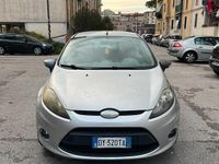 Usata Ford Fiesta 97 CV (71 kW) 2009 Grigio Berlina