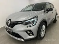 Usata Renault Captur Intens 116 CV (85 kW) 2020 Grigio SUV