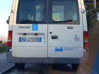 Usado Ford Transit 101 CV (74 kW) 2001 Blanco Monovolumen