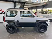 Usata Suzuki Jimny 65 CV (47 kW) 2005 Grigio SUV
