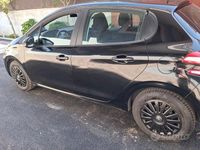 Usata Peugeot 208 68 CV (50 kW) 2013 Nero Utilitaria