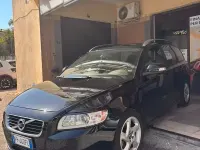 Usata Volvo V50 115 CV (84 kW) 2012 Nero Station wagon