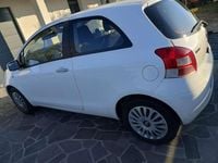 Usata Toyota Yaris Sol 69 CV (50 kW) 2010 Berlina