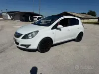 Usata Opel Corsa 86 CV (63 kW) 2011 Bianco Utilitaria