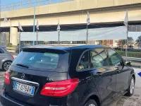 Usata Mercedes B160 90 CV (66 kW) 2013 Nero Utilitaria