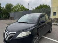 Usata Lancia Ypsilon Gold 80 CV (58 kW) 2012 Nero Utilitaria