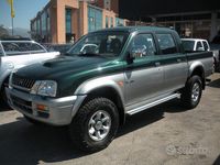 Usata Mitsubishi L200 100 CV (73 kW) 2004 Verde Pick-up