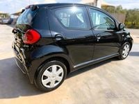 Usata Toyota Aygo 68 CV (50 kW) 2007 Nero Utilitaria