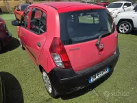 Usata Hyundai i10 Active 64 CV (47 kW) 2009 Rosso Utilitaria