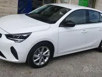 Usata Opel Corsa Elegance 101 CV (74 kW) 2022 Bianco Utilitaria