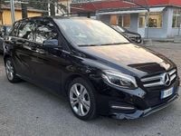 Usata Mercedes B200 Premium 136 CV (100 kW) 2018 Nero Monovolume