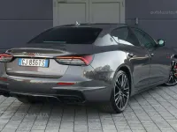 Usata Maserati Quattroporte 581 CV (427 kW) 2022 Grigio Berlina