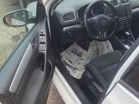 Usata VW Golf VI 105 CV (77 kW) 2011 Bianco Utilitaria